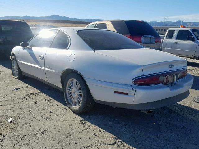 1G4GD2213V4704483 - 1997 BUICK RIVIERA WHITE photo 3