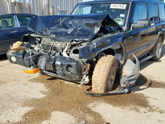 1J8HH48NX6C145887 - 2006 JEEP COMMANDER BLACK photo 2