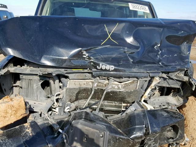 1J8HH48NX6C145887 - 2006 JEEP COMMANDER BLACK photo 9