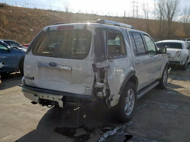 1FMEU75816ZA12496 - 2006 FORD EXPLORER L CREAM photo 4