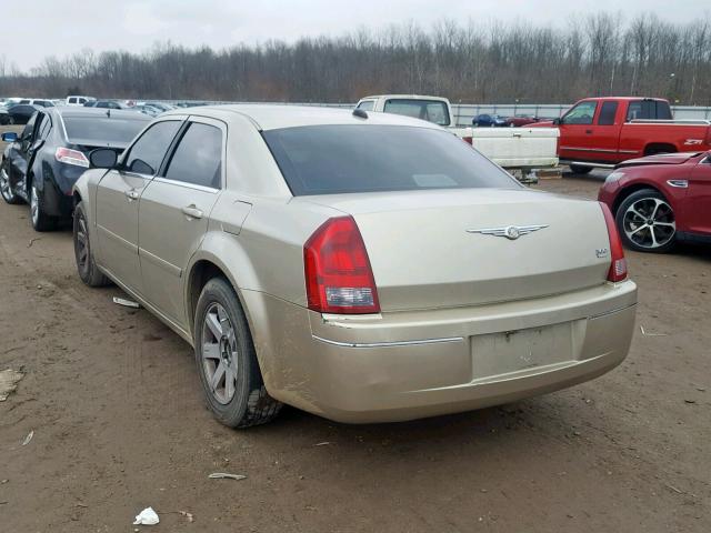 2C3JA53G55H588461 - 2005 CHRYSLER 300 TOURIN TAN photo 3