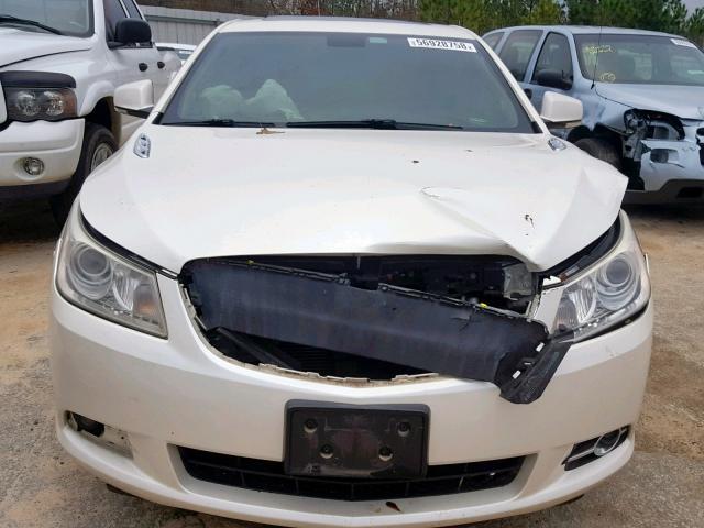 1G4GE5ED2BF272294 - 2011 BUICK LACROSSE C WHITE photo 9