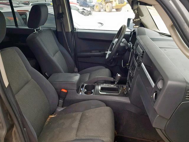 1J8HG48K78C166434 - 2008 JEEP COMMANDER GRAY photo 5