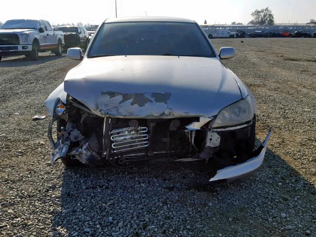 JTHBD182410024665 - 2001 LEXUS IS 300 SILVER photo 9