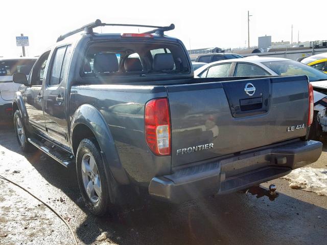 1N6AD07W05C455324 - 2005 NISSAN FRONTIER C BLACK photo 3