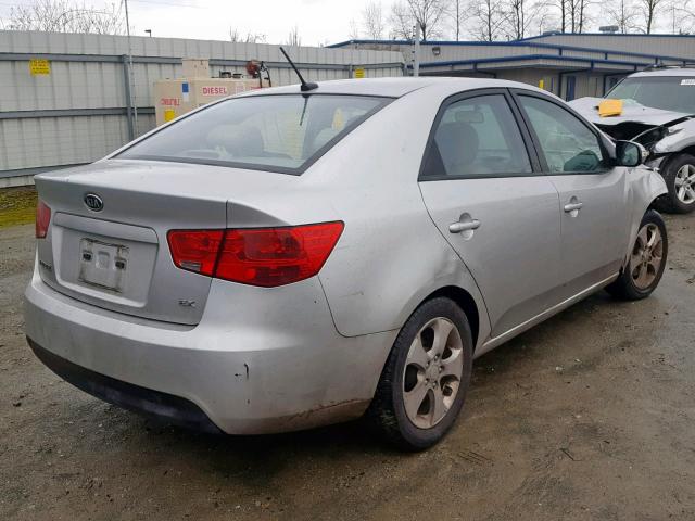 KNAFU4A24A5107348 - 2010 KIA FORTE EX GRAY photo 4