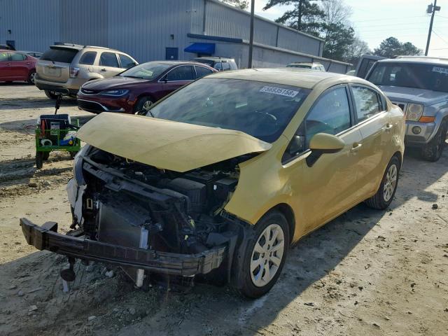 KNADM4A32G6532117 - 2016 KIA RIO LX YELLOW photo 2