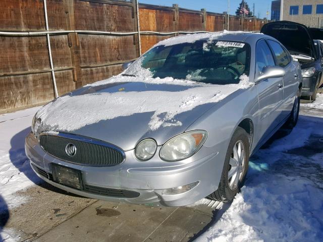 2G4WD532051317826 - 2005 BUICK LACROSSE C SILVER photo 2