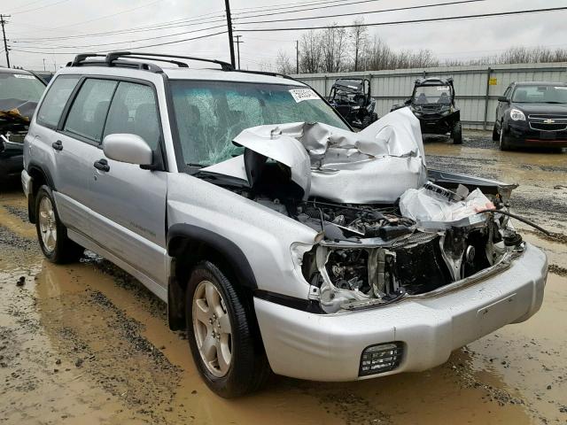 JF1SF65602H700859 - 2002 SUBARU FORESTER S Արծաթագույն լուսանկար 1