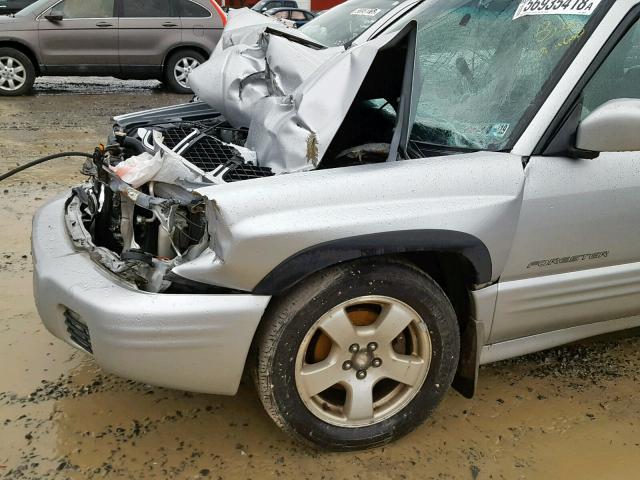 JF1SF65602H700859 - 2002 SUBARU FORESTER S Արծաթագույն լուսանկար 9