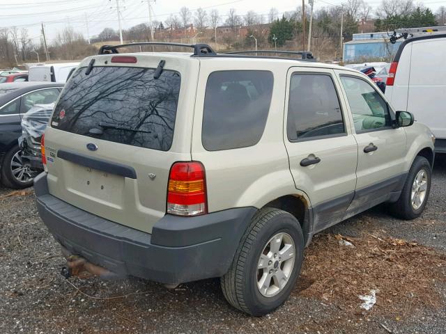 1FMCU93105KC94632 - 2005 FORD ESCAPE XLT BEIGE photo 4