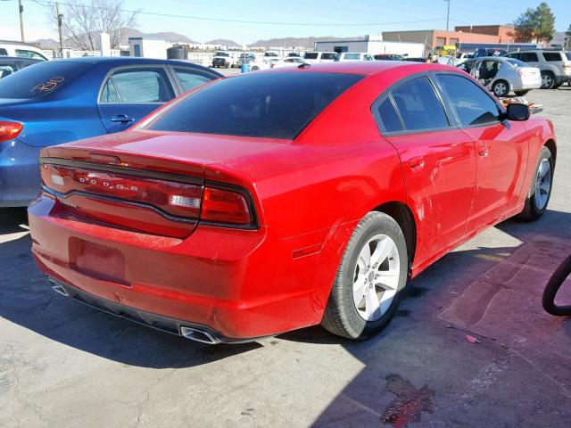 2C3CDXBG6DH672865 - 2013 DODGE CHARGER SE RED photo 4