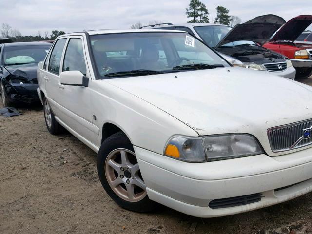 YV1LS55A1X2614649 - 1999 VOLVO S70 WHITE photo 1