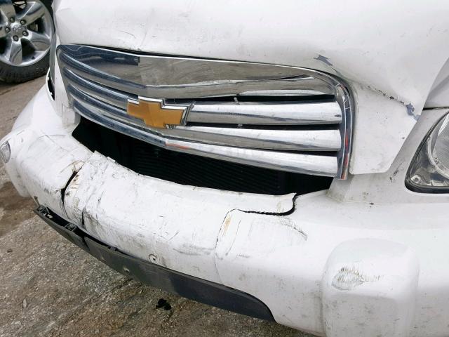 3GNBABDB9AS537853 - 2010 CHEVROLET HHR LT WHITE photo 9