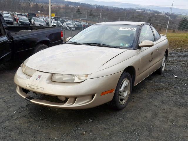 1G8ZH1270WZ227283 - 1998 SATURN SC2 GOLD photo 2