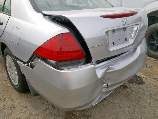 JHMCM56146C003763 - 2006 HONDA ACCORD VAL SILVER photo 9