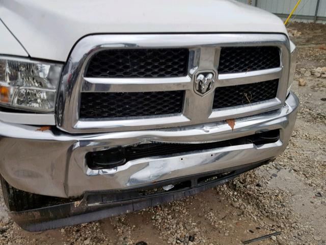 3C63RRGL4HG576311 - 2017 RAM 3500 ST WHITE photo 9