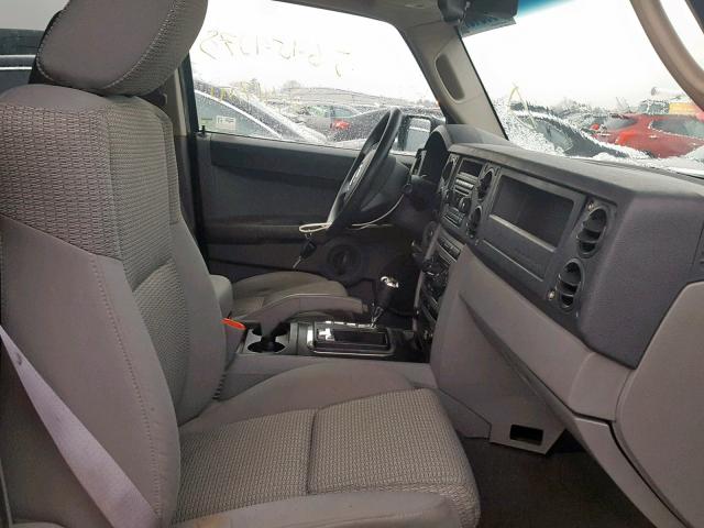 1J8HG48N26C141416 - 2006 JEEP COMMANDER Gümüş foto 5