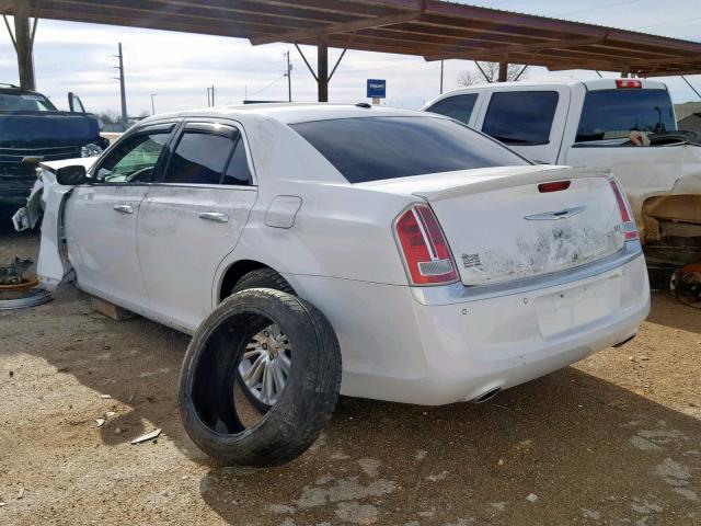 2C3CCAPTXCH273185 - 2012 CHRYSLER 300C LUXUR WHITE photo 3