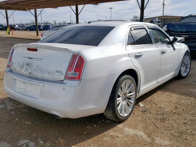 2C3CCAPTXCH273185 - 2012 CHRYSLER 300C LUXUR WHITE photo 4