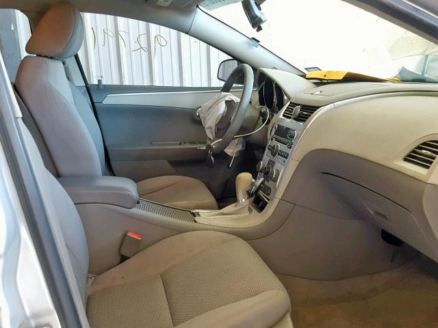 1G1ZB5E0XCF193887 - 2012 CHEVROLET MALIBU LS 银色 照片 5