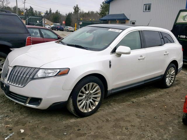 2LMHJ5AR5ABJ00282 - 2010 LINCOLN MKT WHITE photo 2