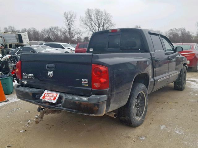 1D7HW58P97S270915 - 2007 DODGE DAKOTA QUA BLACK photo 4