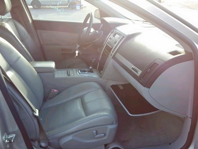 1G6DW677650220291 - 2005 CADILLAC STS SILVER photo 5