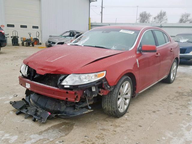 1LNHM94R39G623228 - 2009 LINCOLN MKS RED photo 2