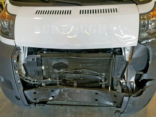 3C6TRVAG0HE540065 - 2017 RAM PROMASTER 白色 照片 9