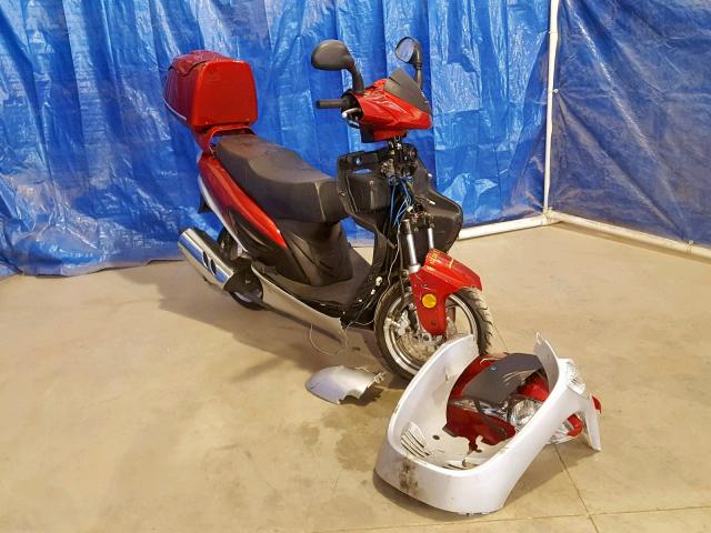 LB2G6TKC8H1000138 - 2018 GEO SCOOTER RED photo 1