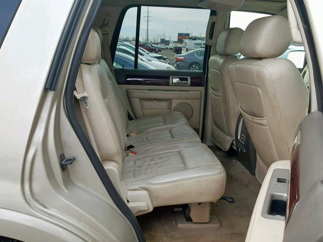 5LMFU28R54LJ09144 - 2004 LINCOLN NAVIGATOR 金色 照片 6
