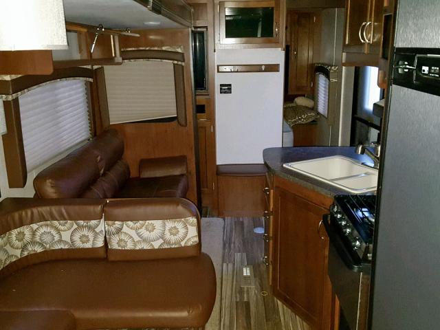 1UJBJ0BR4H1TC0232 - 2017 JAYCO JAY FLIGHT  TWO TONE photo 5