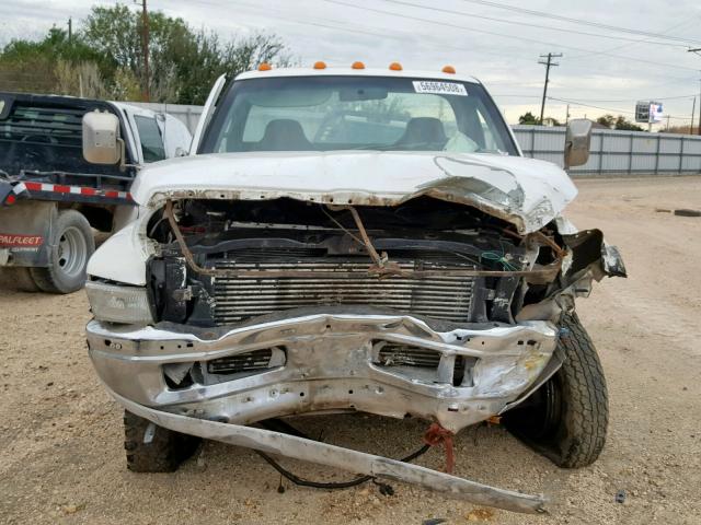 3B6MC3660XM521043 - 1999 DODGE RAM 3500 WHITE photo 9