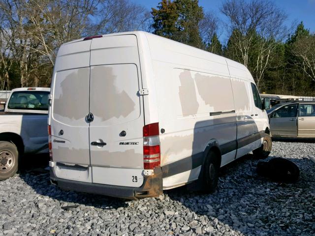 WD3PE8CC9D5750567 - 2013 MERCEDES-BENZ SPRINTER 2 WHITE photo 4