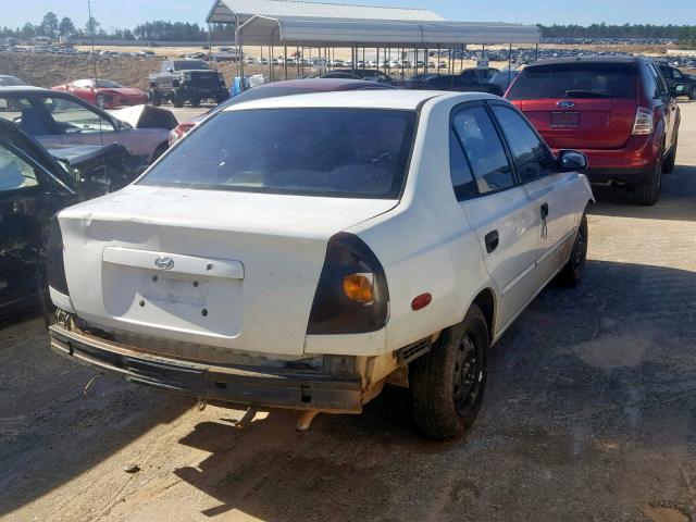 KMHCG45C61U220459 - 2001 HYUNDAI ACCENT GL WHITE photo 4