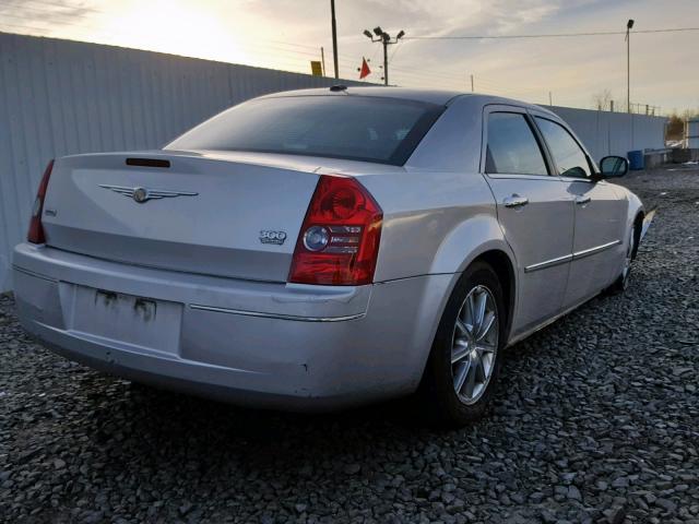 2C3CK5CV7AH280741 - 2010 CHRYSLER 300 TOURIN SILVER photo 4