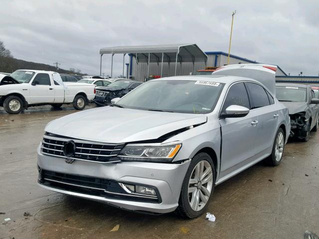 1VWGT7A37HC079827 - 2017 VOLKSWAGEN PASSAT SE SILVER photo 2