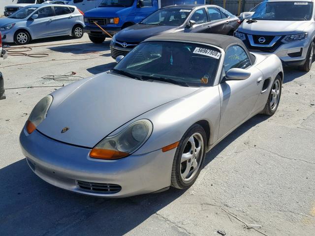 WP0CA2989XU631055 - 1999 PORSCHE BOXSTER SILVER photo 2