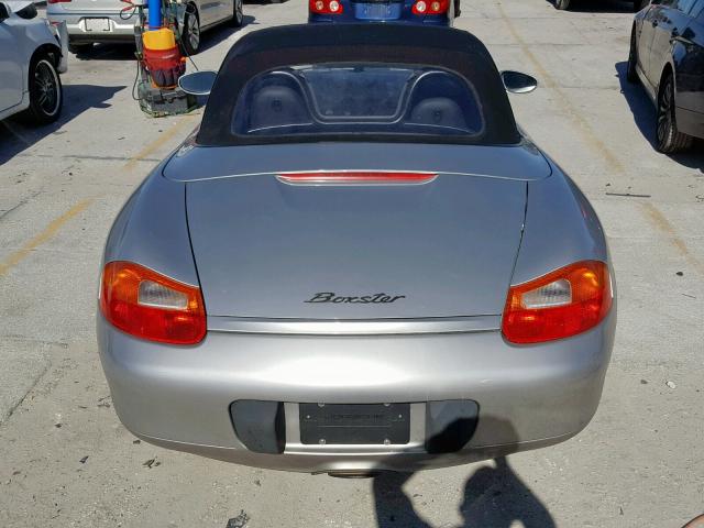 WP0CA2989XU631055 - 1999 PORSCHE BOXSTER SILVER photo 6