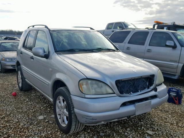 4JGAB72E4YA147181 - 2000 MERCEDES-BENZ ML 430 SILVER photo 1