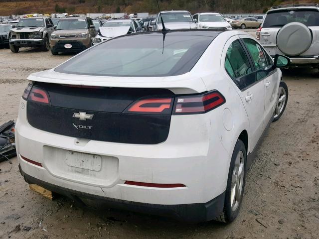 1G1RA6E4XCU123099 - 2012 CHEVROLET VOLT WHITE photo 4