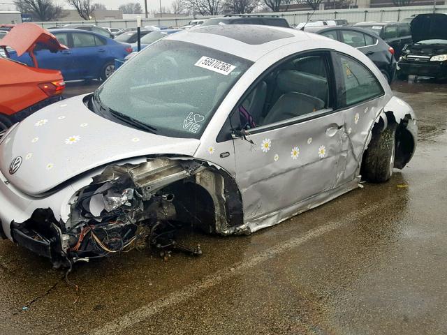 3VWDD21C71M436317 - 2001 VOLKSWAGEN NEW BEETLE 银色 照片 9