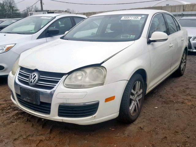 3VWRG71K46M797013 - 2006 VOLKSWAGEN JETTA 2.5 WHITE photo 2