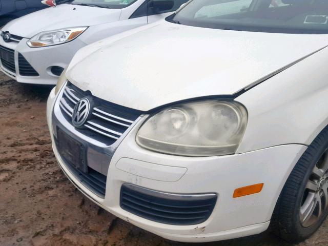 3VWRG71K46M797013 - 2006 VOLKSWAGEN JETTA 2.5 WHITE photo 9