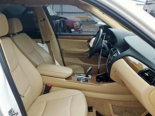 5UXWX5C57BL704447 - 2011 BMW X3 XDRIVE2 WHITE photo 5