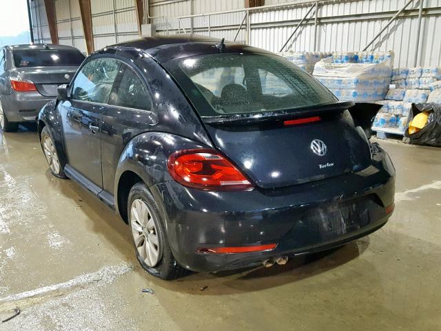 3VWF17AT0HM610219 - 2017 VOLKSWAGEN BEETLE 1.8 BLACK photo 3