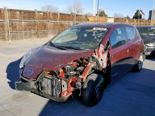 1N4BZ0CP5HC309082 - 2017 NISSAN LEAF S RED photo 2