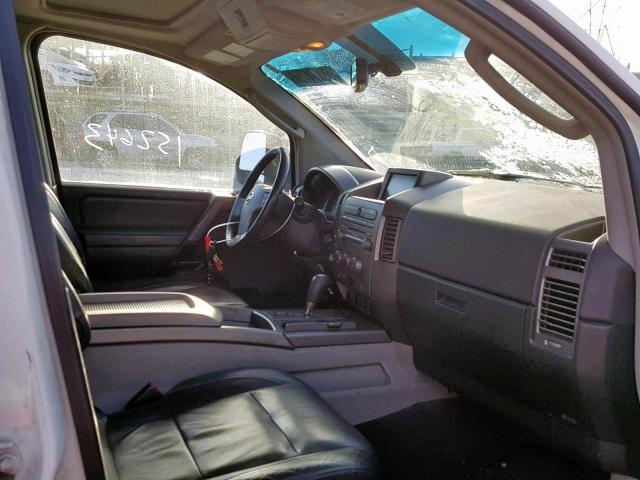 1N6AA07B54N573006 - 2004 NISSAN TITAN WHITE photo 5