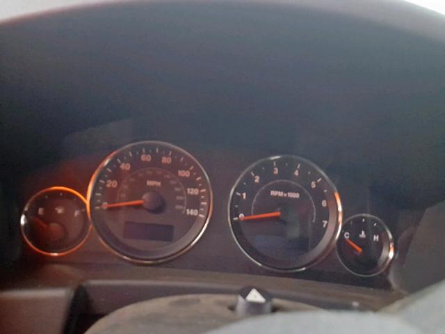 1J8HG48N56C100522 - 2006 JEEP COMMANDER RED photo 8